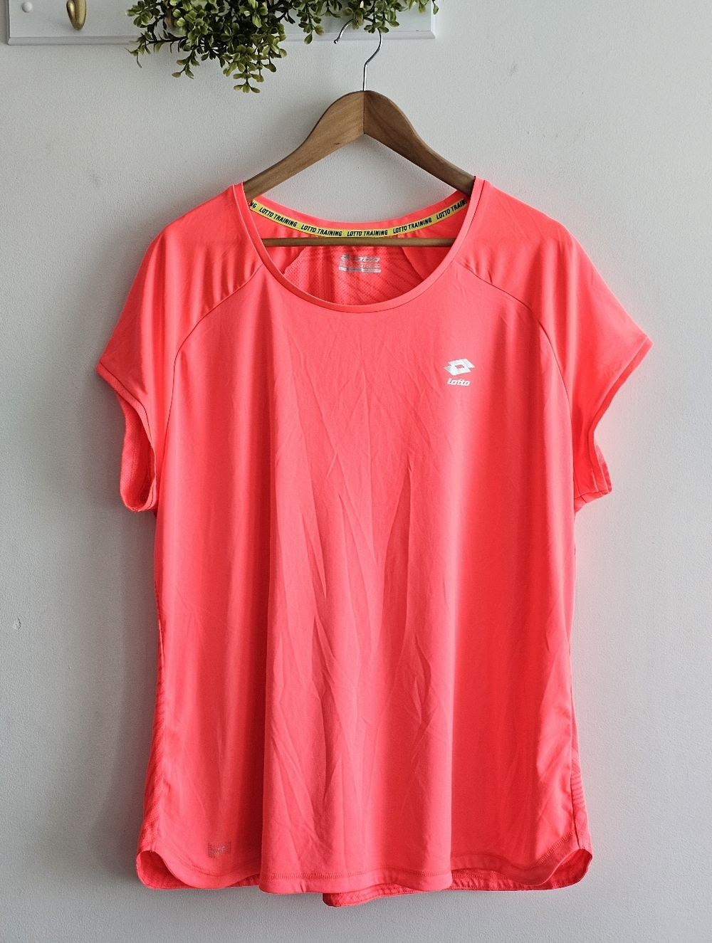 Lotto Italian Sport Design Neon Coral Athletic Top 2X Workout Tee
